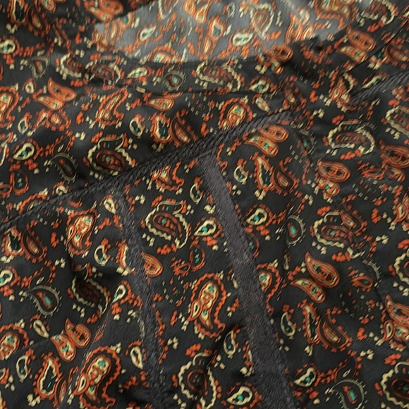 Eddie Bauer Cap Sleeve Blouse with Lace Detail - Picture 2 of 4